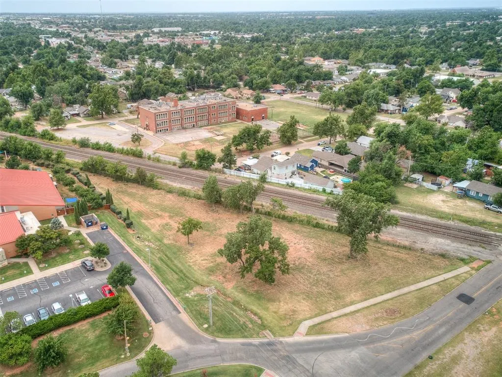 Photo 18 — 430 SE Grand Boulevard, Oklahoma City, OK 73129