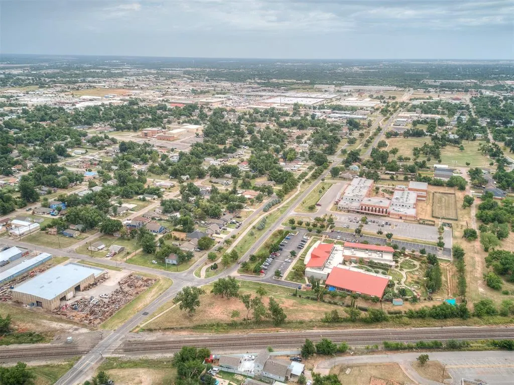 Photo 21 — 430 SE Grand Boulevard, Oklahoma City, OK 73129