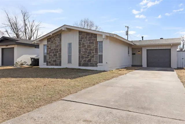 Photo 2 — 7604 NW 28th Street, Bethany, OK 73008