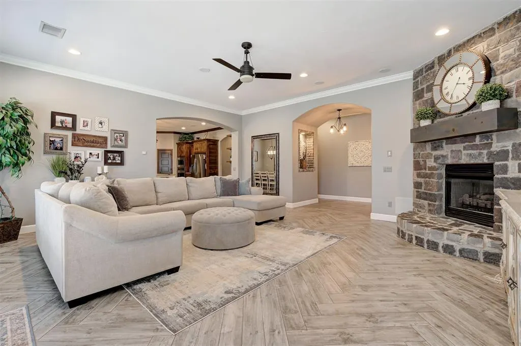 Photo 13 — 2017 Providence Drive, Norman, OK 73071