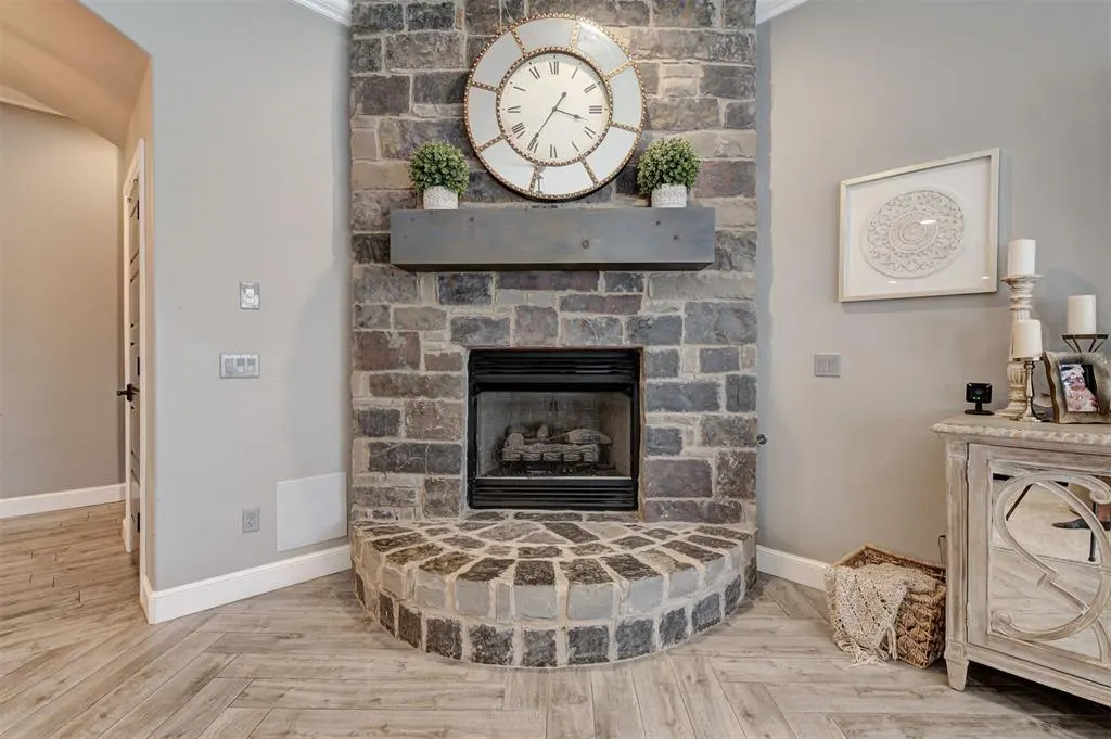 Photo 14 — 2017 Providence Drive, Norman, OK 73071