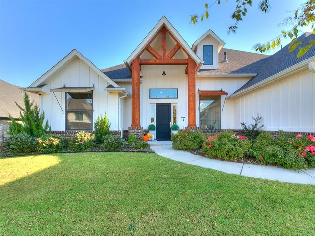 Photo 3 — 303 Bulverde Drive, Norman, OK 73069