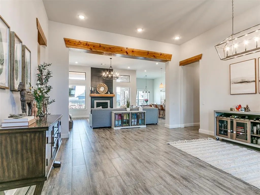 Photo 7 — 303 Bulverde Drive, Norman, OK 73069