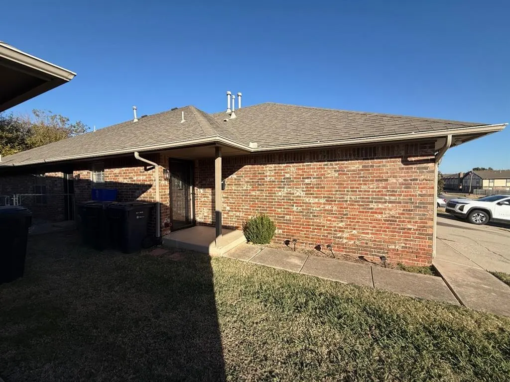 Photo 2 — 3609 NW 51st Street, Oklahoma City, OK 73112