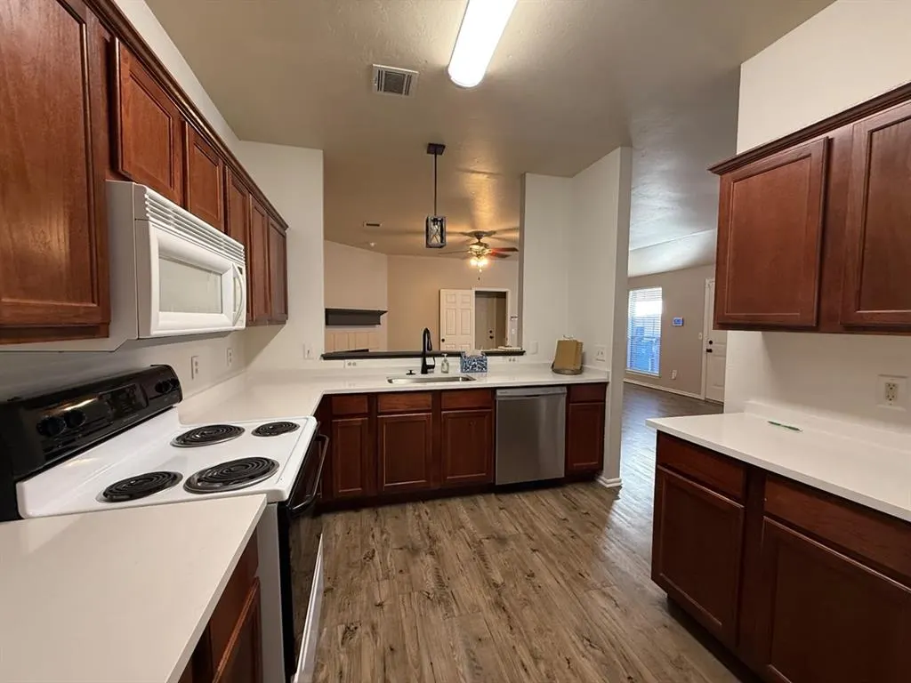 Photo 14 — 3609 NW 51st Street, Oklahoma City, OK 73112