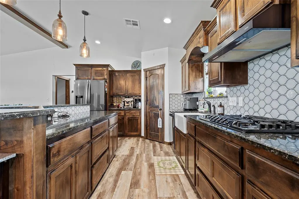 Photo 11 — 622 Hopewell Road, Ratliff City, OK 73481