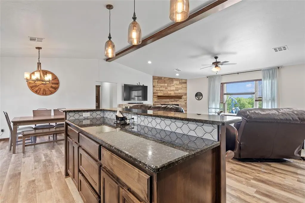 Photo 12 — 622 Hopewell Road, Ratliff City, OK 73481