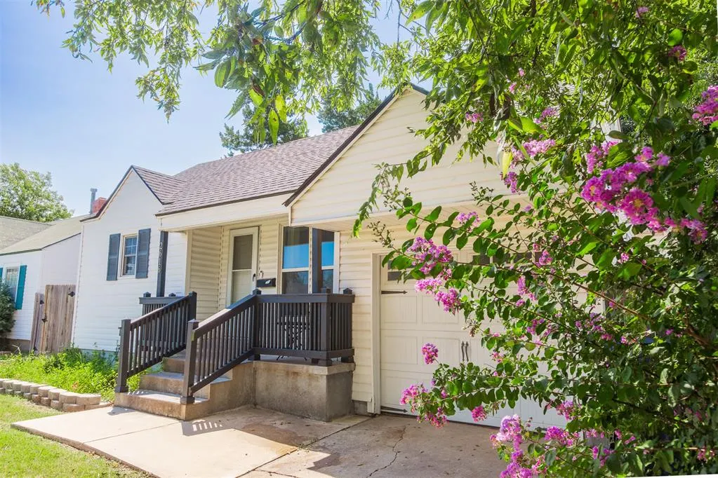 Front exterior — 2616 NW 33rd Street, Oklahoma City, OK 73112