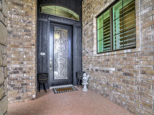 Photo 3 — 210 Bulverde Drive, Norman, OK 73069