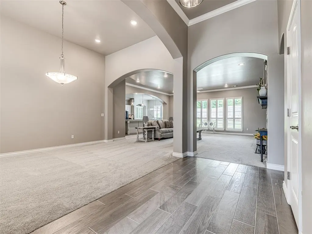 Photo 7 — 210 Bulverde Drive, Norman, OK 73069