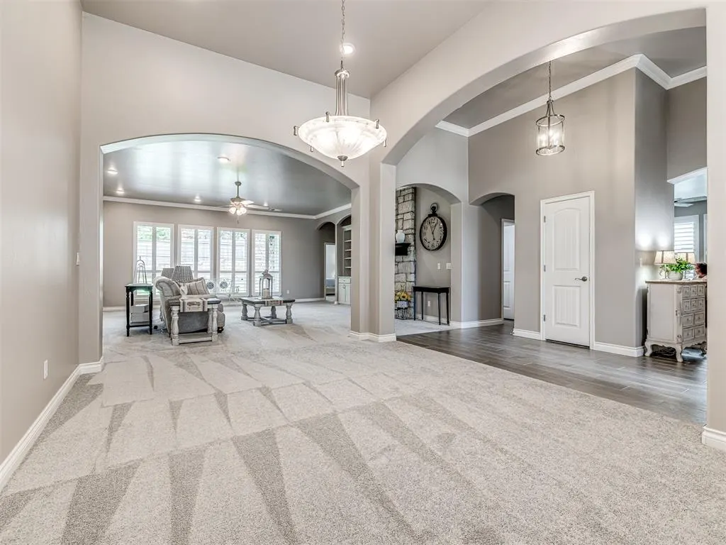 Photo 8 — 210 Bulverde Drive, Norman, OK 73069