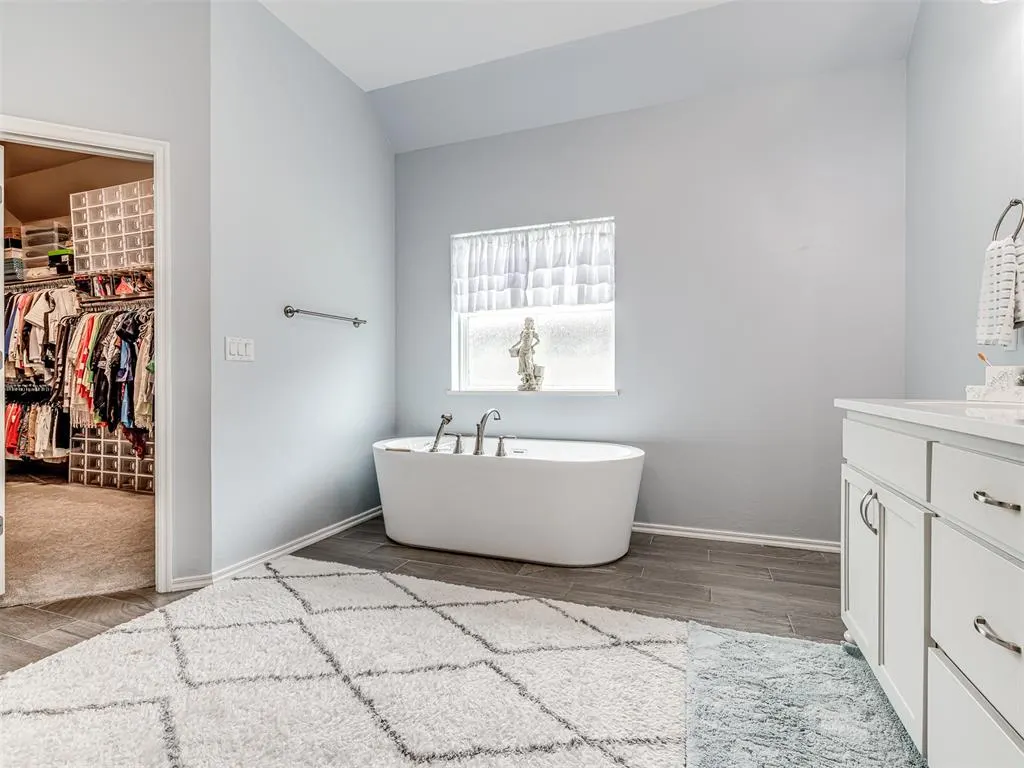 Photo 33 — 210 Bulverde Drive, Norman, OK 73069