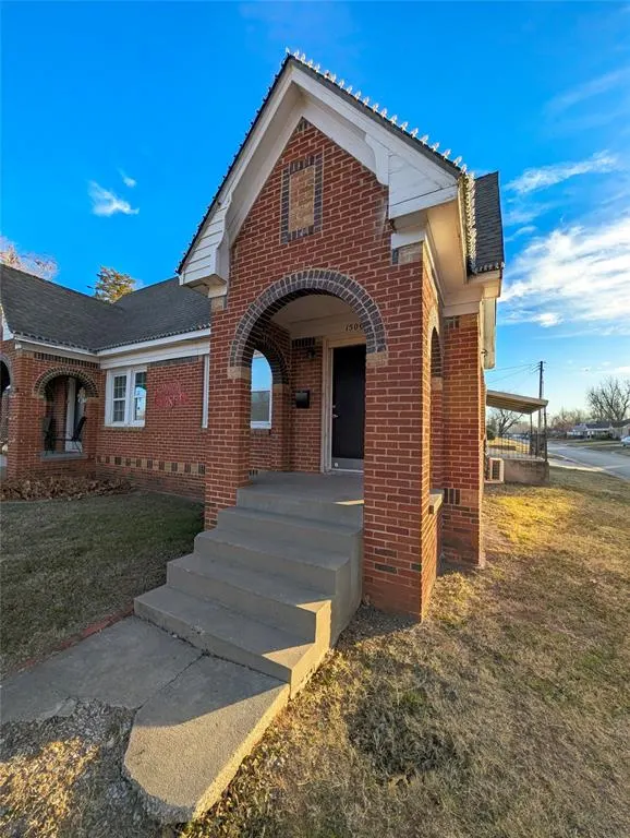 Front exterior — 1500 N Drexel Boulevard, Oklahoma City, OK 73107