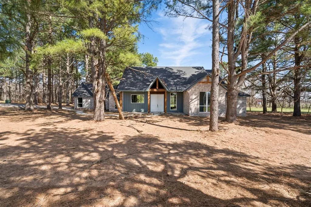 Front exterior — 9381 Tallpines Road, Noble, OK 73068