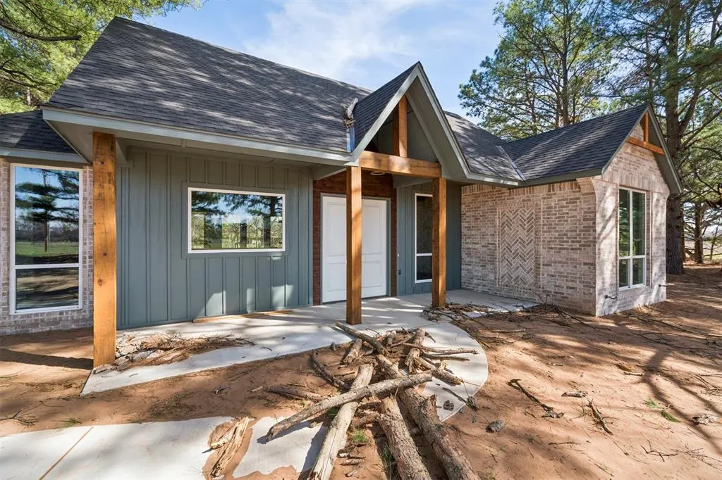 Photo 3 — 9381 Tallpines Road, Noble, OK 73068