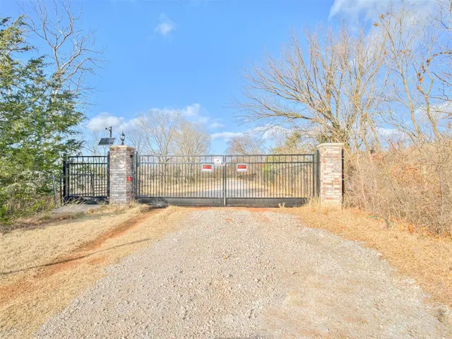 Photo 2 — 3595 E State Highway 9 Road, Norman, OK 73071
