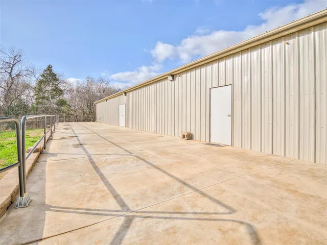 Photo 8 — 3595 E State Highway 9 Road, Norman, OK 73071