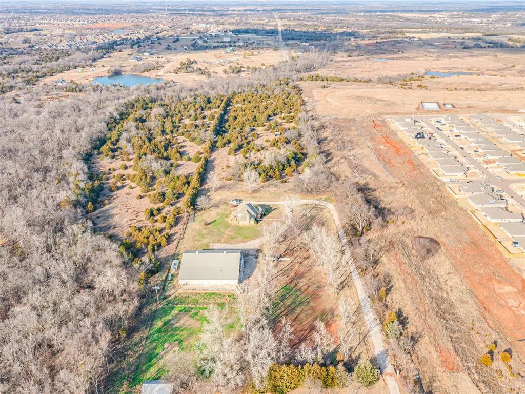 Photo 25 — 3595 E State Highway 9 Road, Norman, OK 73071