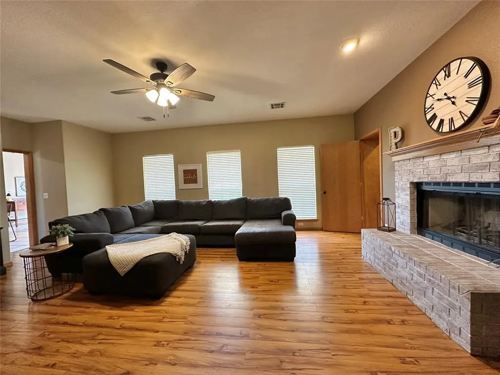 Photo 7 — 12 Northwood Drive, Shawnee, OK 74804