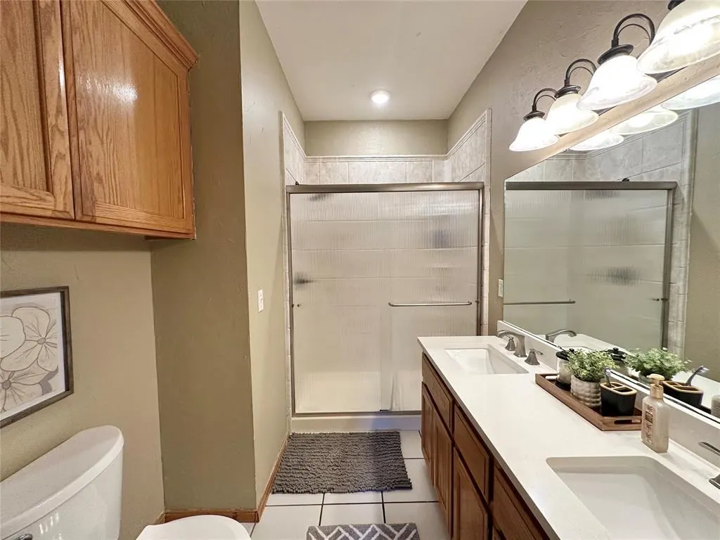 Photo 18 — 12 Northwood Drive, Shawnee, OK 74804