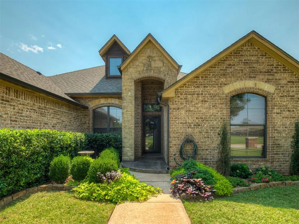 Front exterior — 3000 SW 140th Street, Oklahoma City, OK 73170