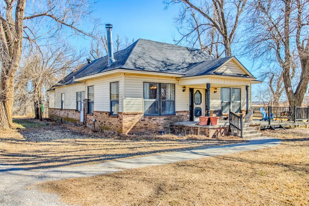 Photo 3 — 1505 N Piedmont Road, Yukon, OK 73099