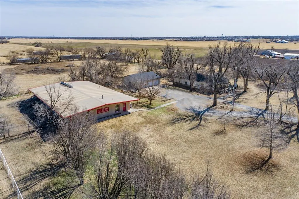 Photo 13 — 1505 N Piedmont Road, Yukon, OK 73099