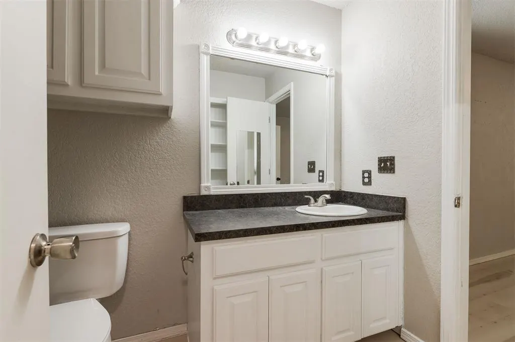 Photo 10 — 2532 Kathy Court, Oklahoma City, OK 73120