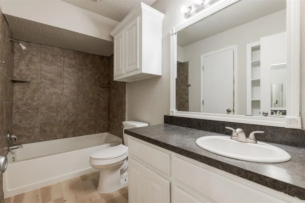 Photo 11 — 2532 Kathy Court, Oklahoma City, OK 73120