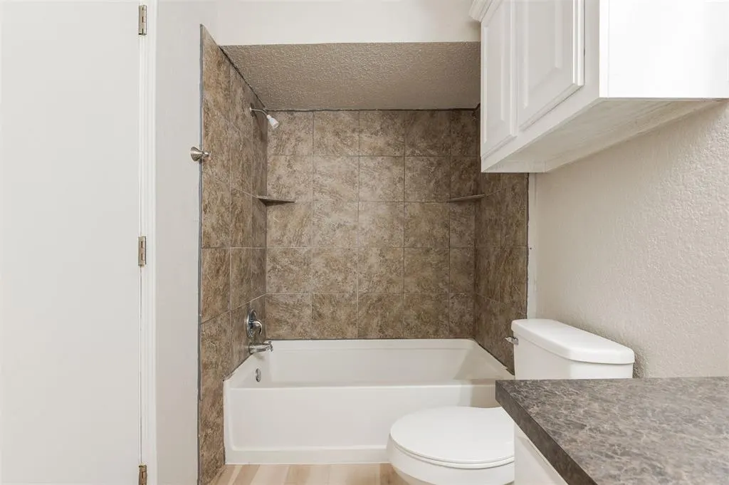 Photo 12 — 2532 Kathy Court, Oklahoma City, OK 73120