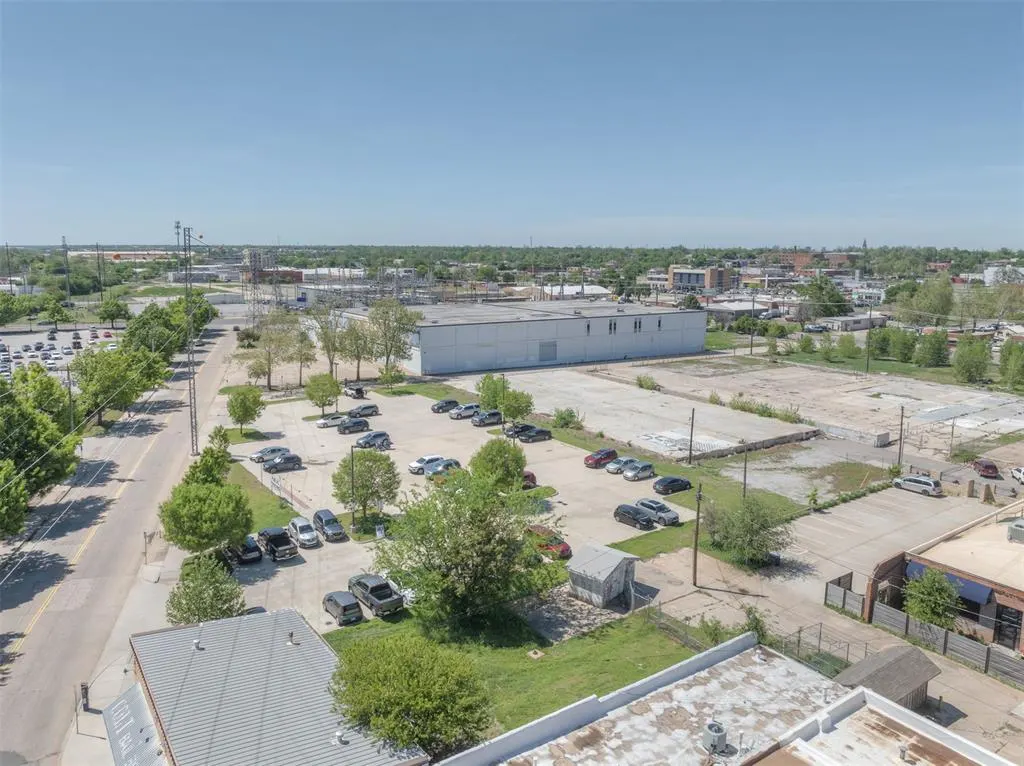 Photo 5 — 815 NW 2nd Street, Oklahoma City, OK 73102