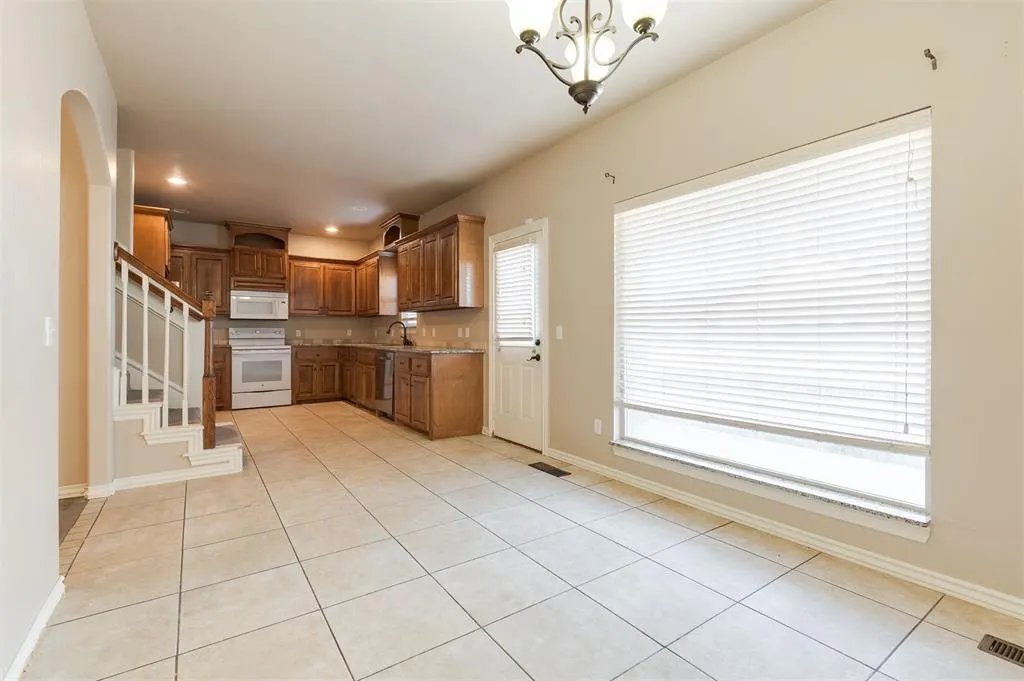 Photo 20 — 2525 Lee Lane, Oklahoma City, OK 73120