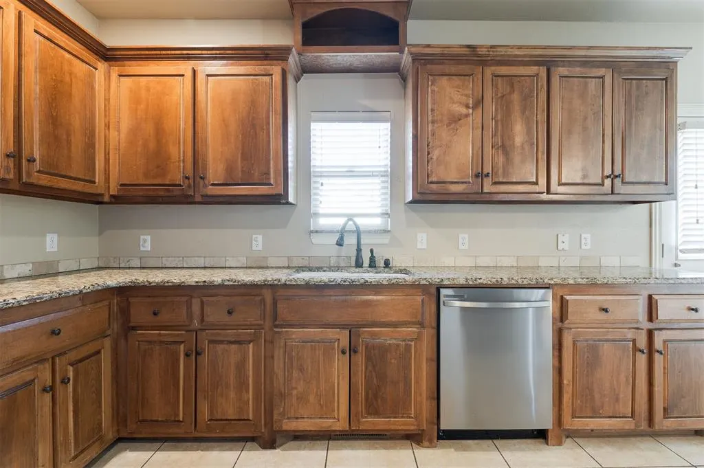 Photo 28 — 2525 Lee Lane, Oklahoma City, OK 73120
