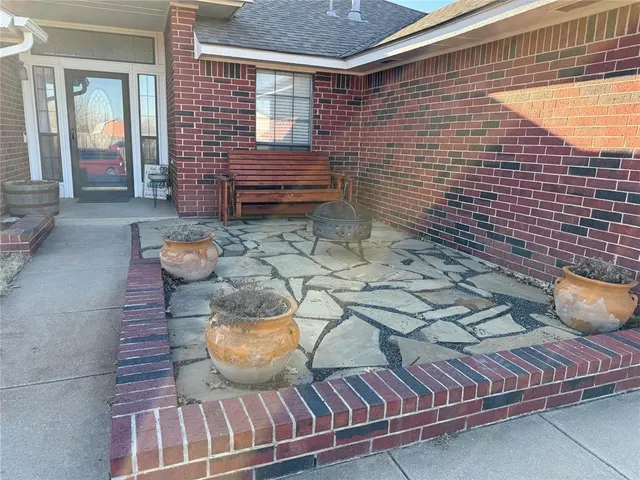 Photo 2 — 3508 Madra, Norman, OK 73071