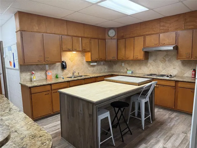 Photo 7 — 2717 W Broadway Avenue, Enid, OK 73703
