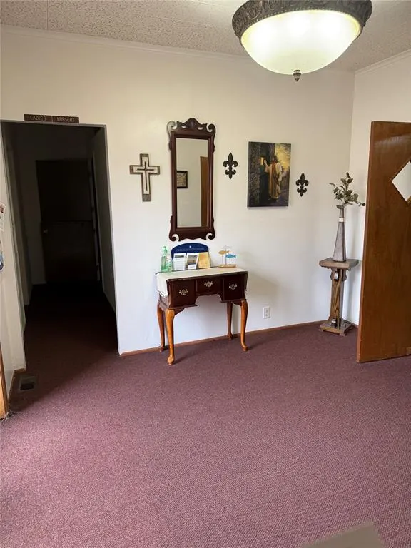 Photo 10 — 2717 W Broadway Avenue, Enid, OK 73703