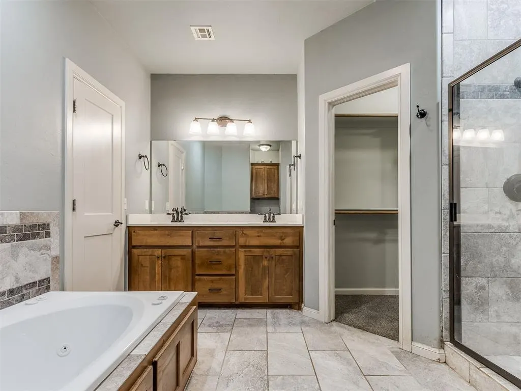 Photo 11 — 4409 Hyatt Road, Shawnee, OK 74804