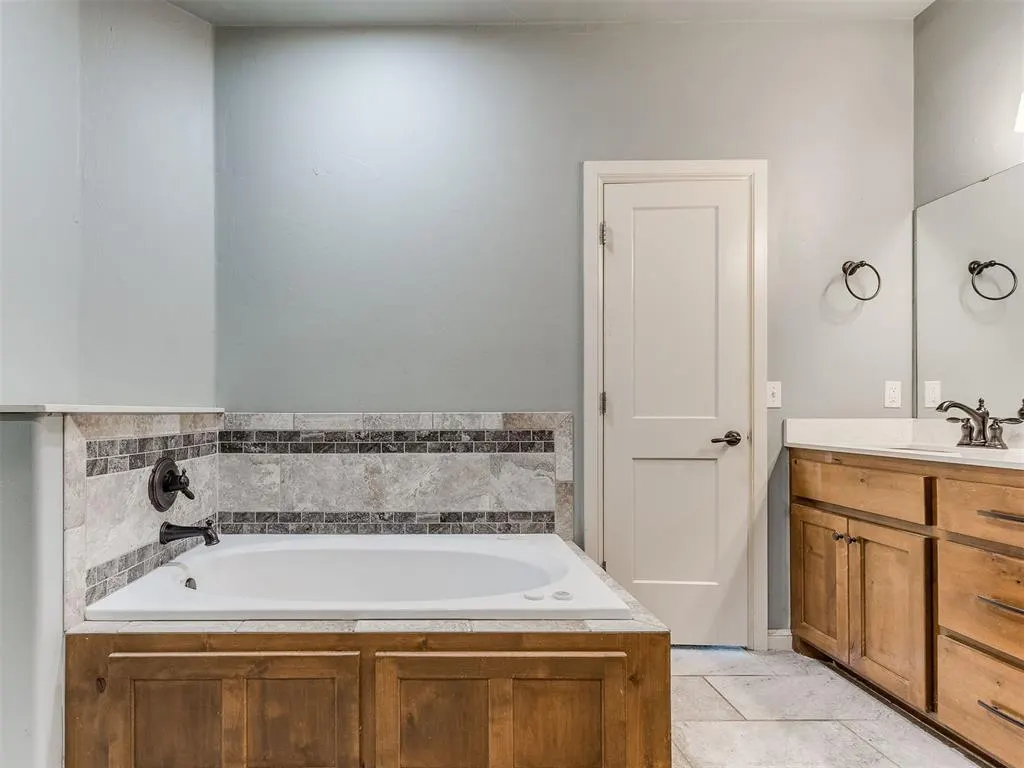Photo 12 — 4409 Hyatt Road, Shawnee, OK 74804