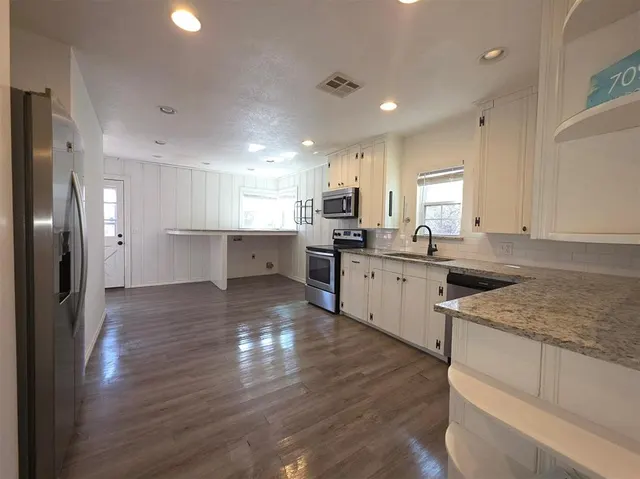 Photo 4 — 709 W Alabama Avenue, Chickasha, OK 73018