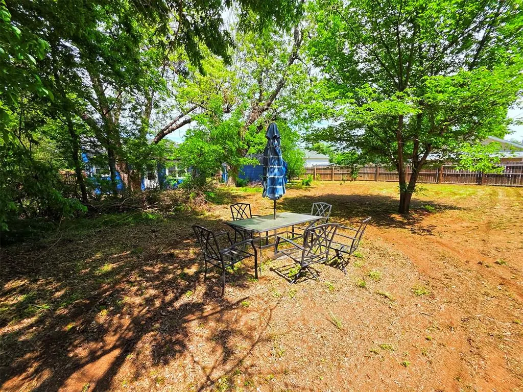 Photo 17 — 709 W Alabama Avenue, Chickasha, OK 73018