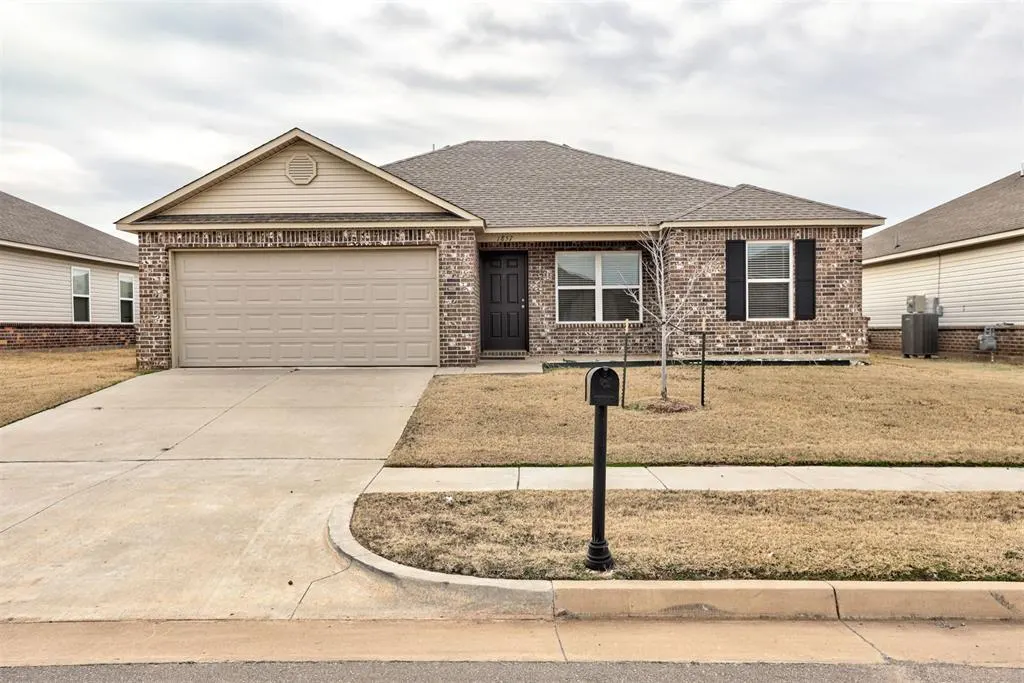 Front exterior — 1857 Jack Rabbit Lane, El Reno, OK 73036