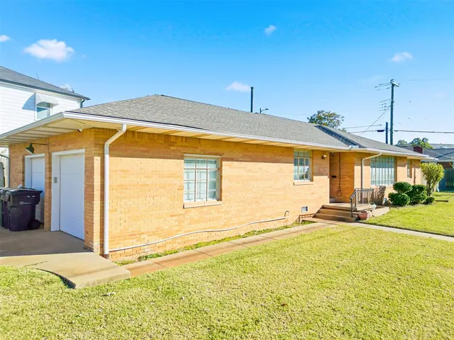 Photo 2 — 3116 N Ross Avenue, Oklahoma City, OK 73112