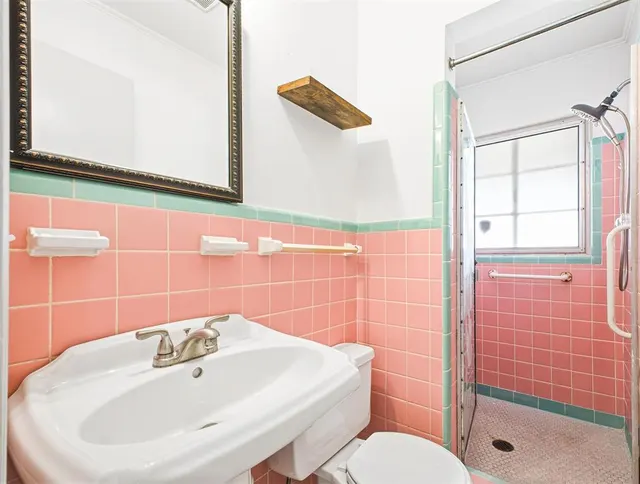 Photo 7 — 3116 N Ross Avenue, Oklahoma City, OK 73112
