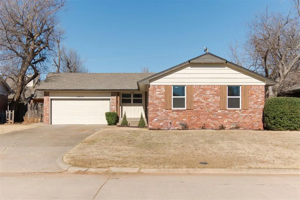 Photo 2 — 2629 Berkshire Way, Oklahoma City, OK 73120