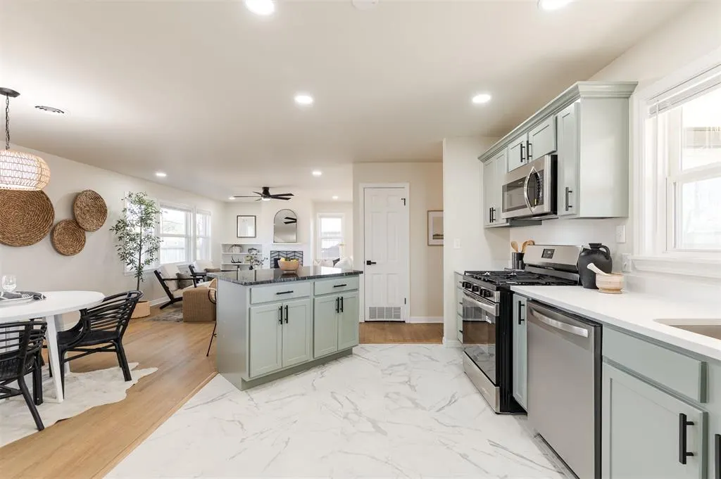 Photo 12 — 2629 Berkshire Way, Oklahoma City, OK 73120