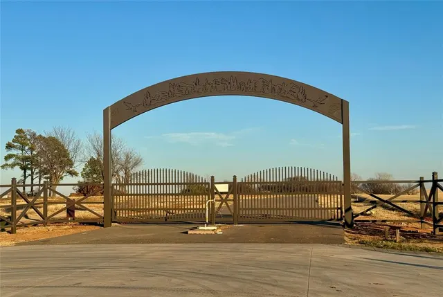 Photo 2 — 00000 SW Friend Circle, Chickasha, OK 73018