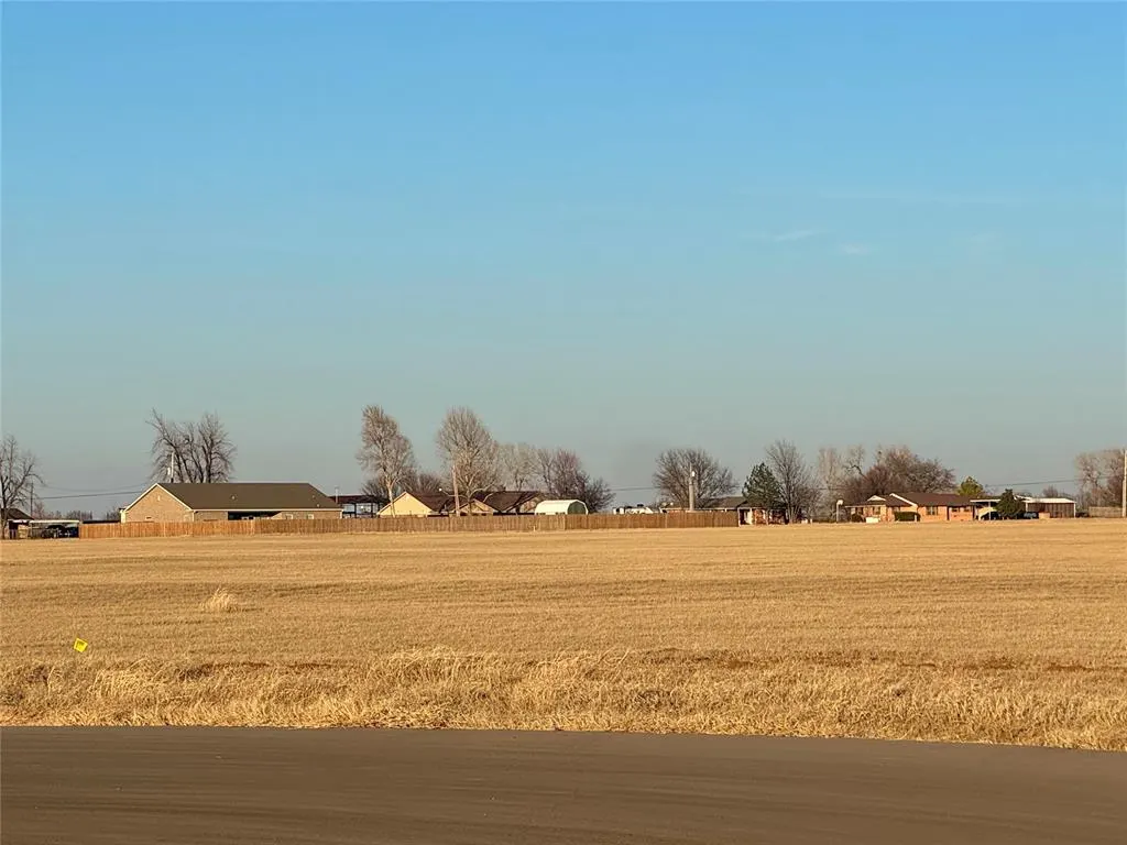 Photo 4 — 000000000 Friend Circle, Chickasha, OK 73018