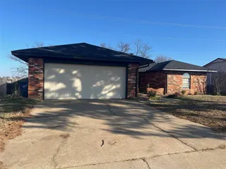 Sold home at 703 Cedar Lane