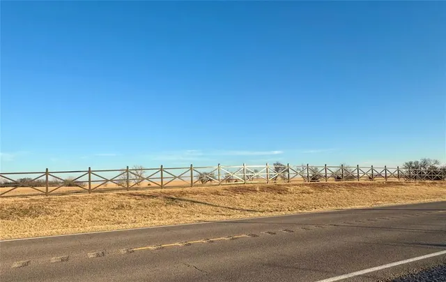 Photo 3 — 00000 Christian Circle, Chickasha, OK 73018