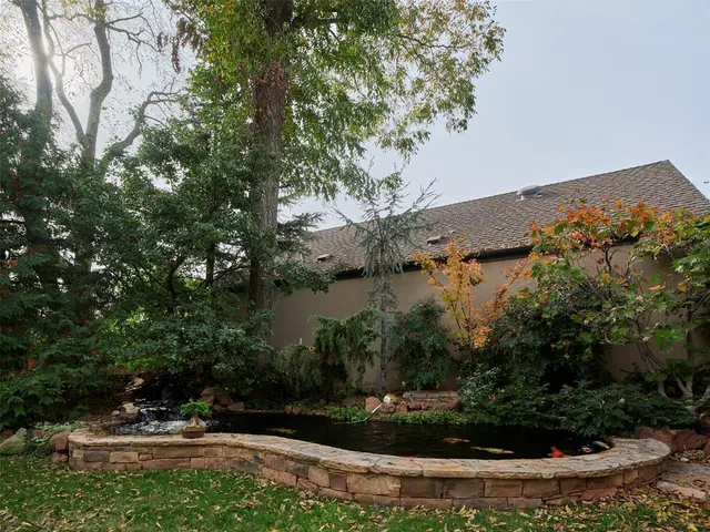 Photo 7 — 812 NW 39th Street, Oklahoma City, OK 73118